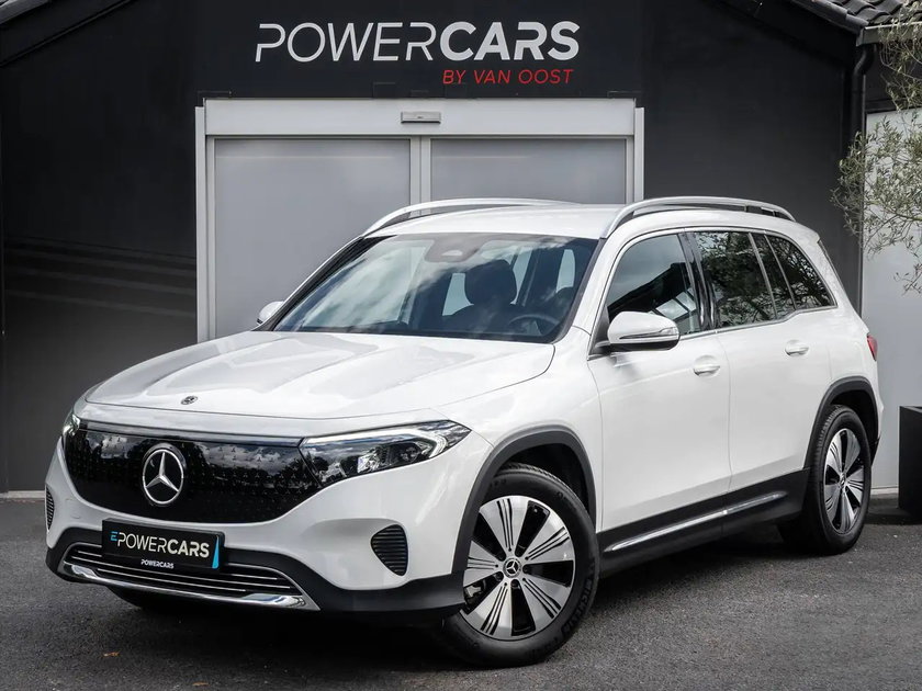 Mercedes EQB 250
