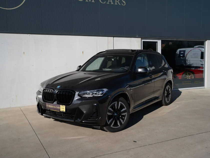 BMW IX3