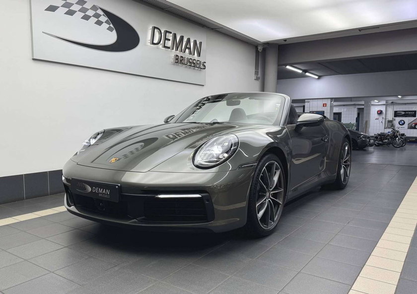 Porsche 992