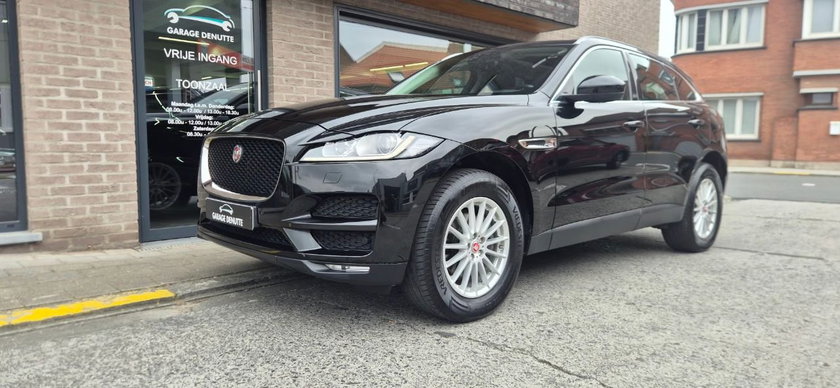 Jaguar F-Pace