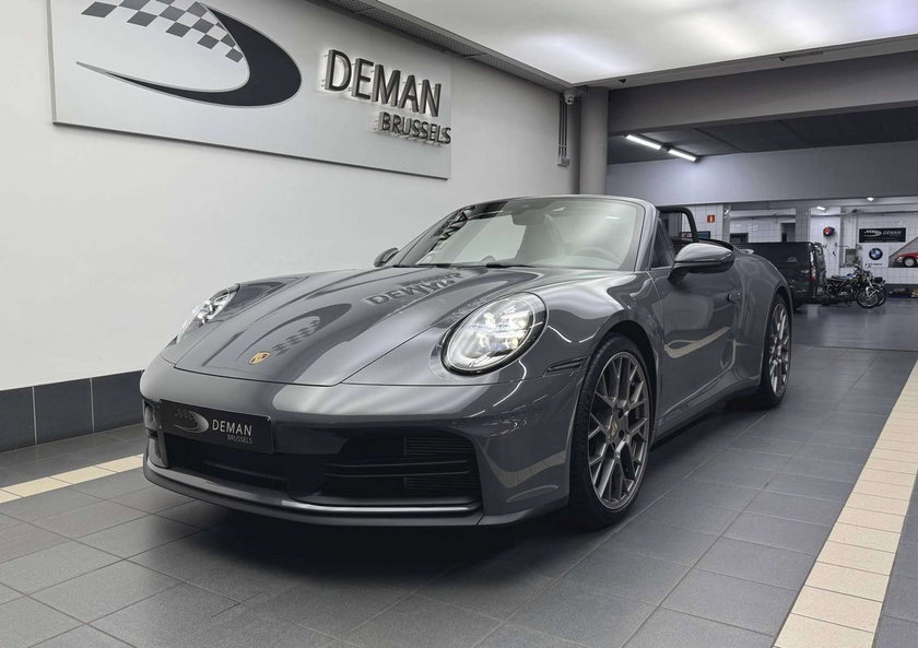 Porsche 992