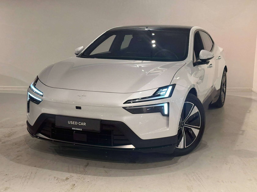 POLESTAR 4