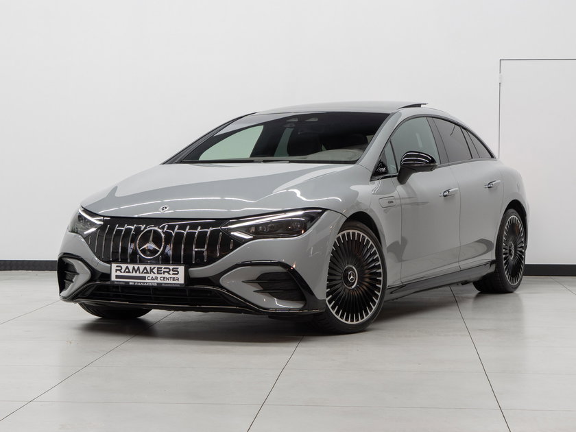 Mercedes EQE
