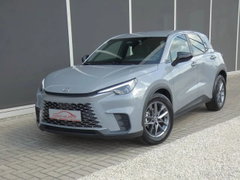 Lexus LBX