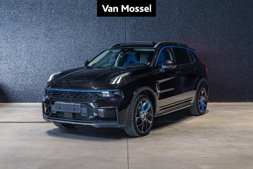 Lynk & Co 01