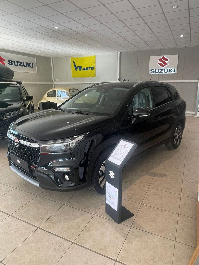 Suzuki S-CROSS