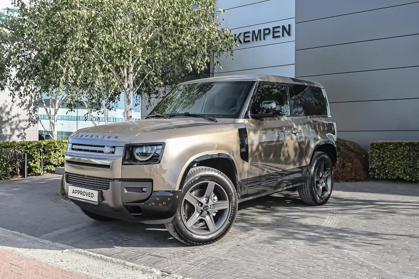 Land Rover Defender