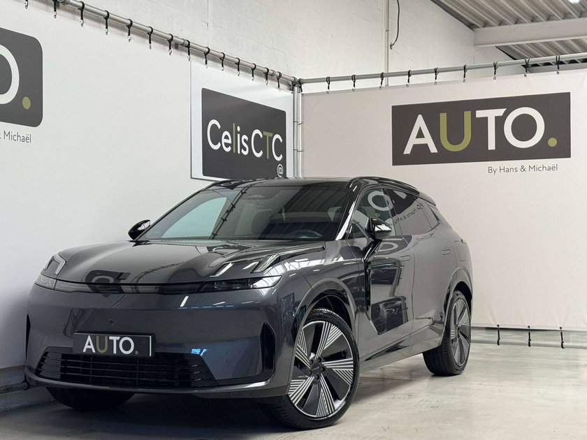 Lynk & Co 08