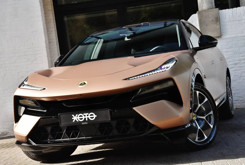 Lotus Eletre