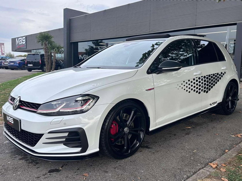 Volkswagen Golf GTI