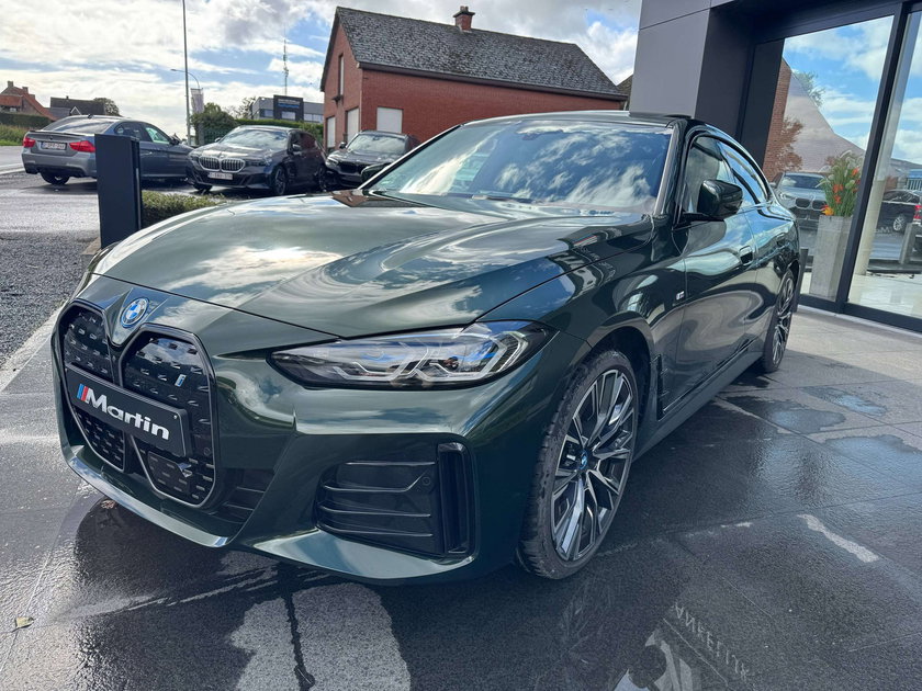 BMW i4