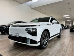XPENG G9