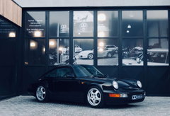 Porsche 911 CARRERA