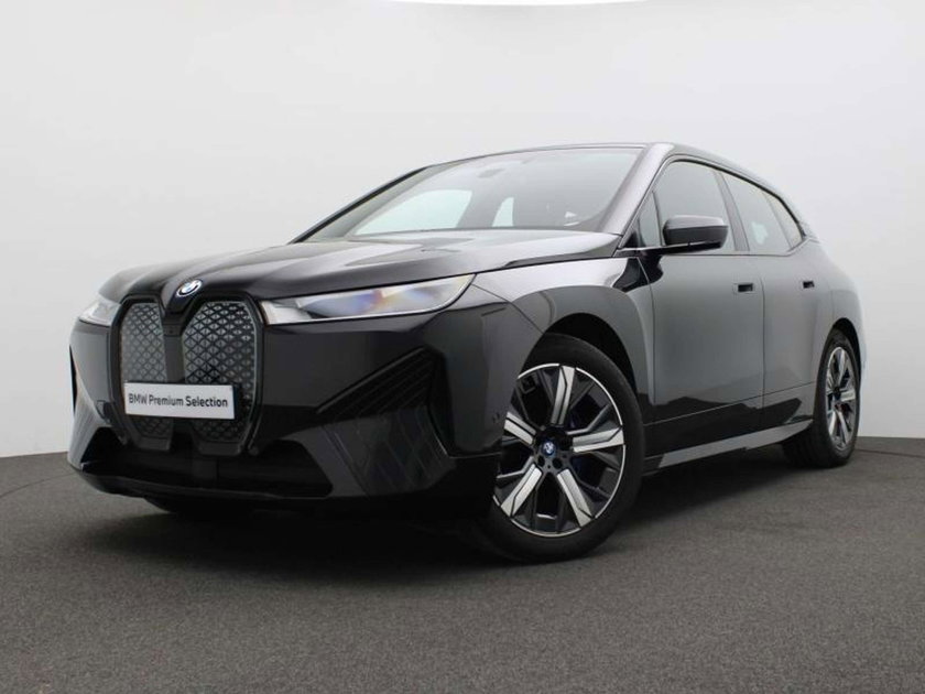 BMW iX