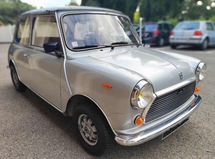 MINI