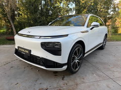 XPENG G9