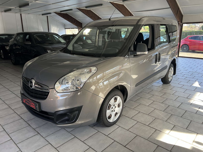 Opel Combo Tour