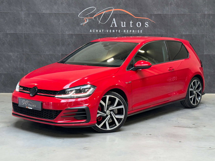 Volkswagen Golf GTI