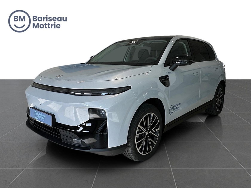 Leapmotor B10