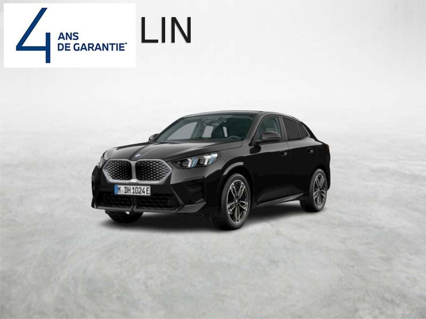 BMW IX2