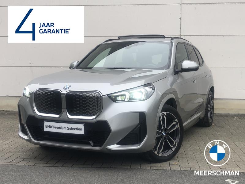 BMW iX1
