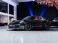 Porsche 911 CARRERA