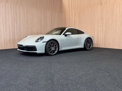 Porsche 911 CARRERA