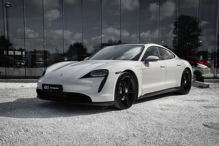 Porsche Taycan