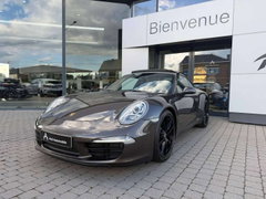 Porsche 911 CARRERA
