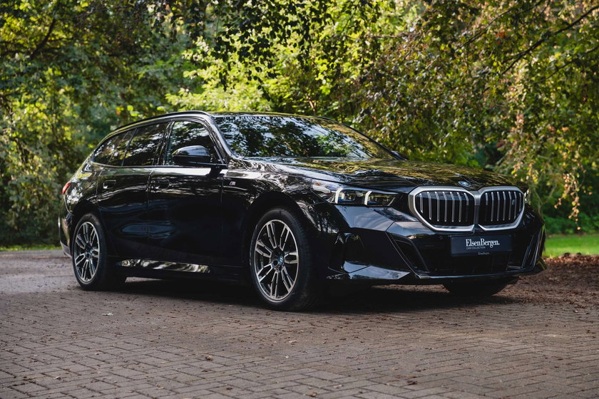 BMW i5